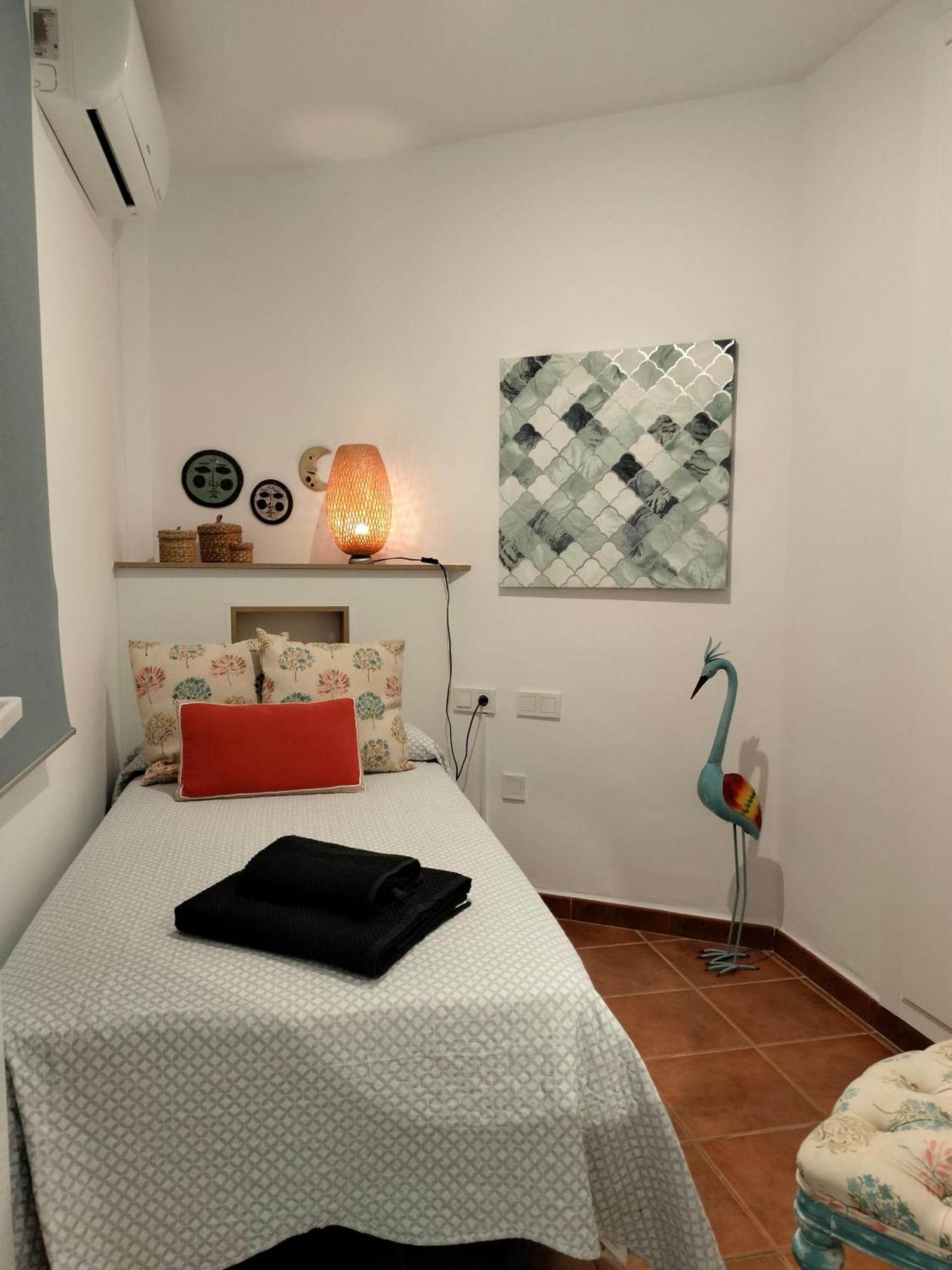 Apartamento C/Piscina Centro 内尔哈 外观 照片